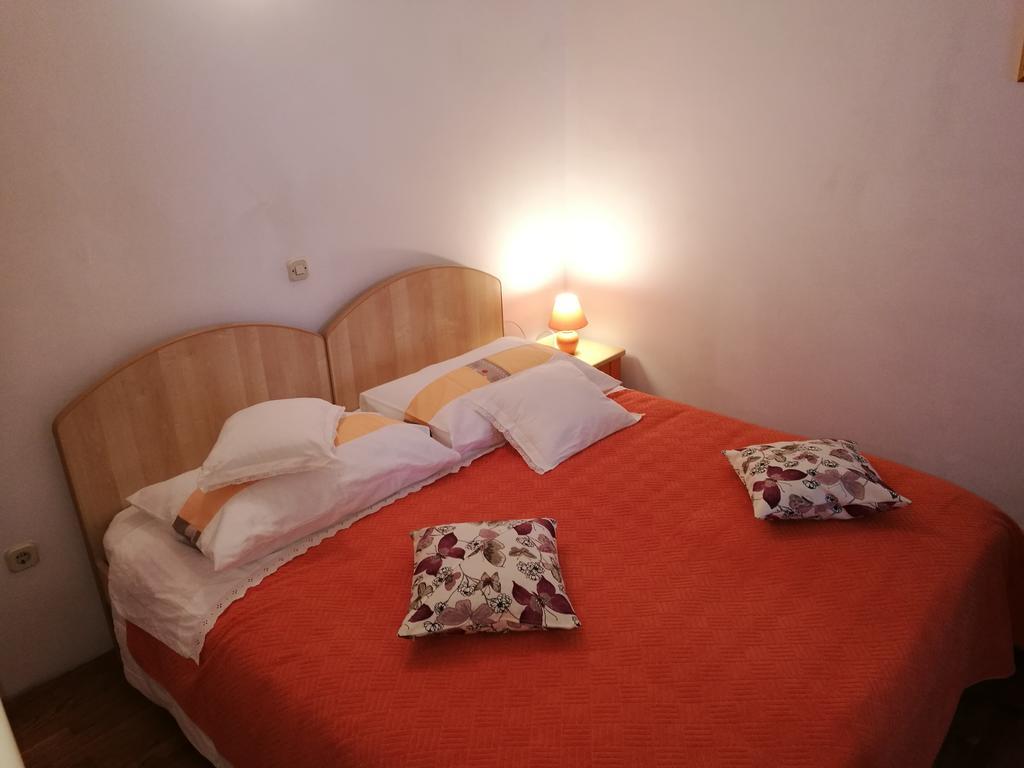 Apartments Kuca Mala Split Eksteriør billede