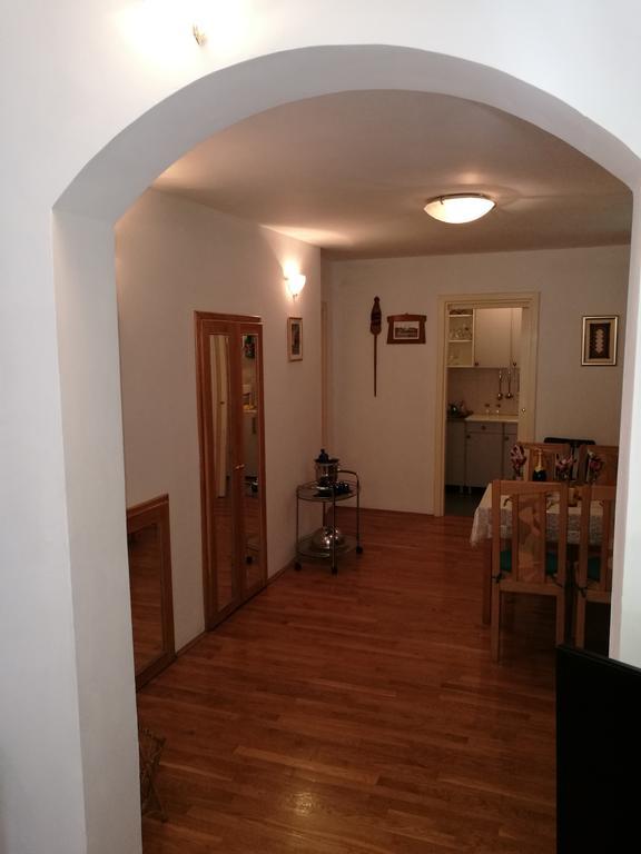 Apartments Kuca Mala Split Eksteriør billede